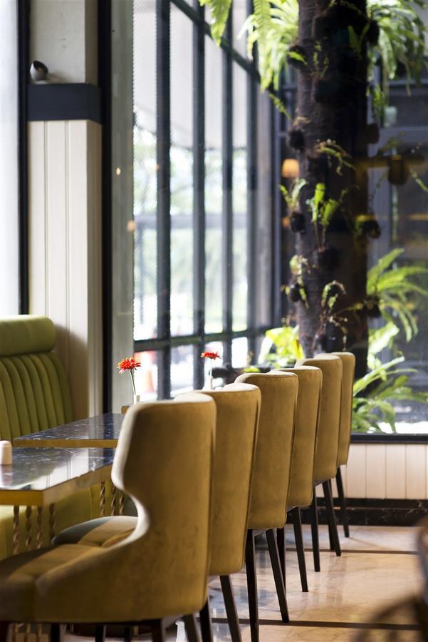Aviary Bintaro Hotel Serpong Exterior photo